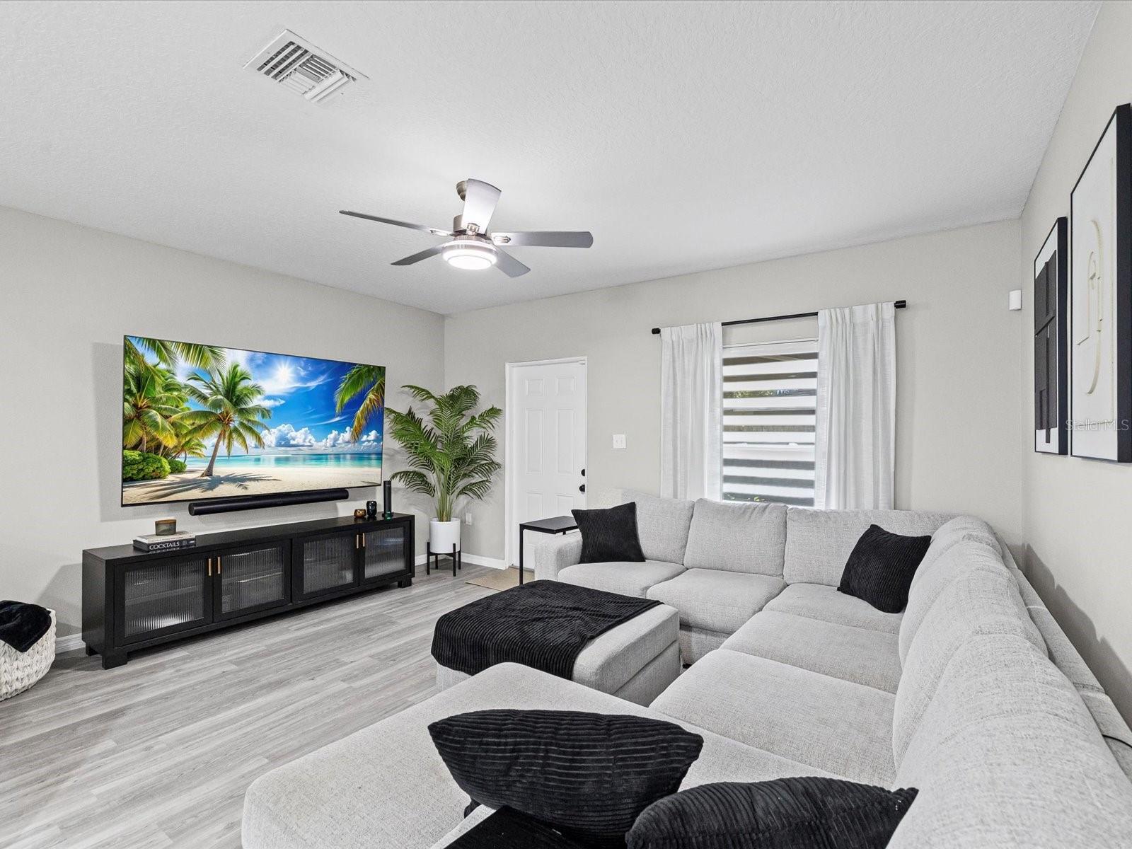 MANHATTAN-HUMPHREY TWNHMS U - Residential Lease