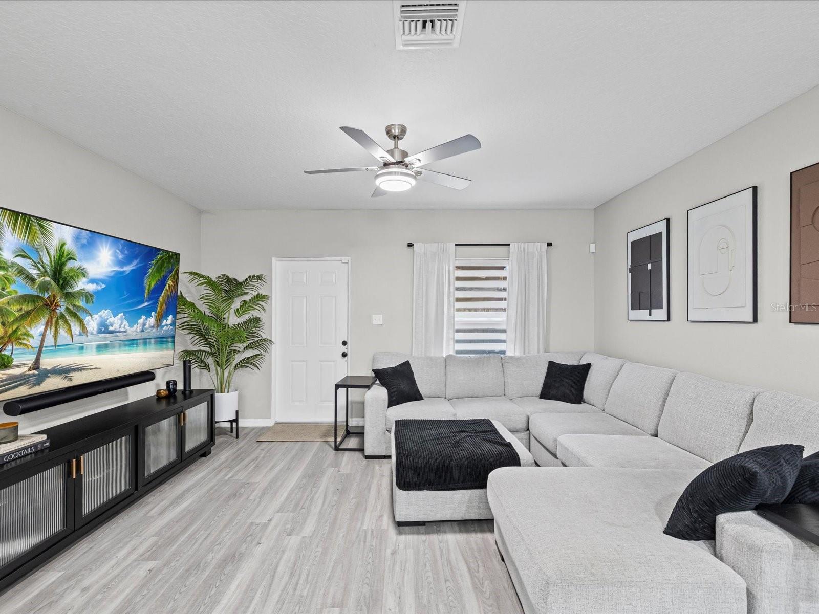 MANHATTAN-HUMPHREY TWNHMS U - Residential Lease