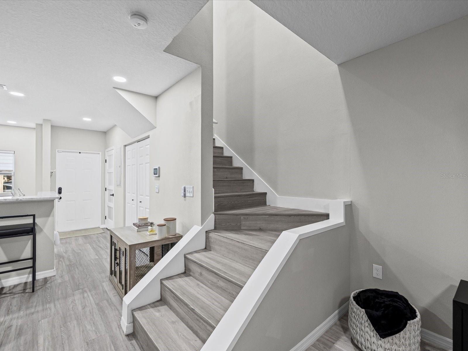 MANHATTAN-HUMPHREY TWNHMS U - Residential Lease