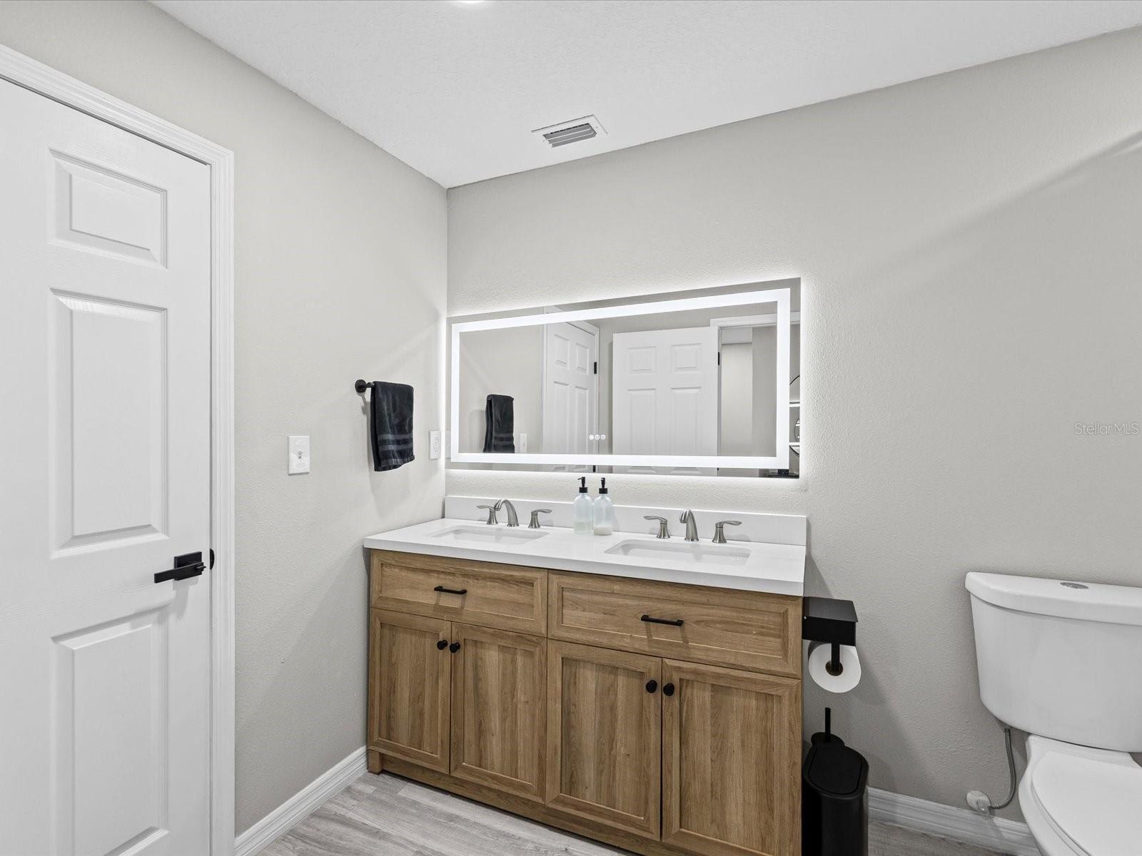 MANHATTAN-HUMPHREY TWNHMS U - Residential Lease