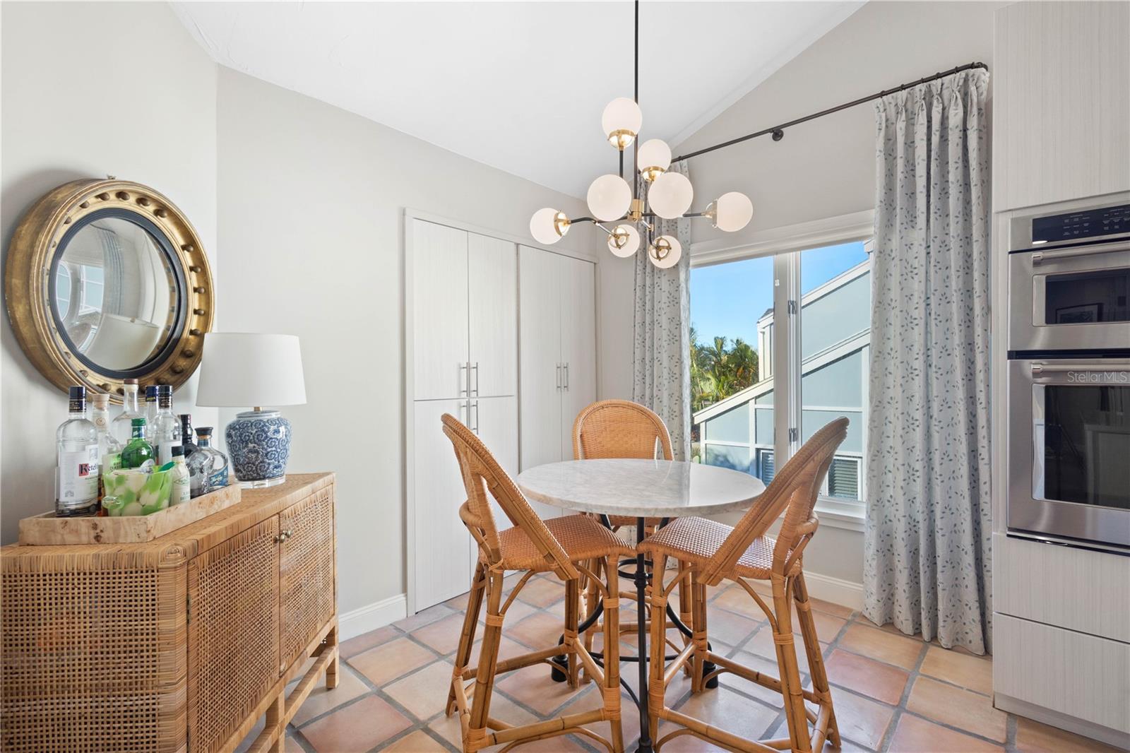 TIDY ISLAND PH III - Residential