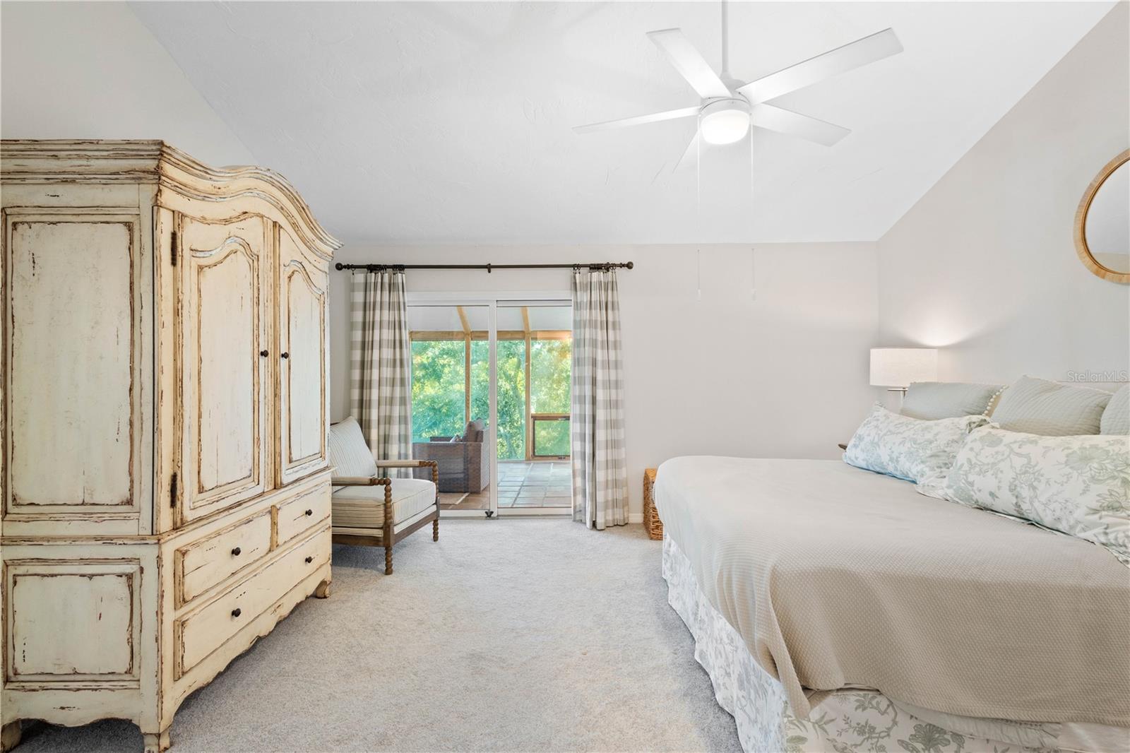 TIDY ISLAND PH III - Residential