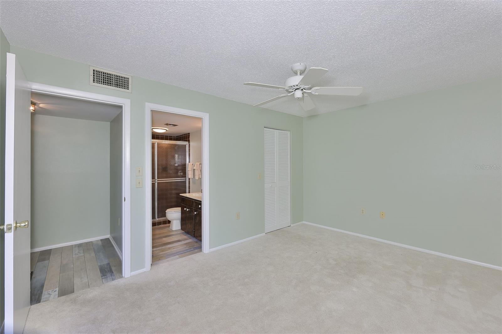 WILDEWOOD SPGS STAGE 6B OF WOODLAWN - Residential