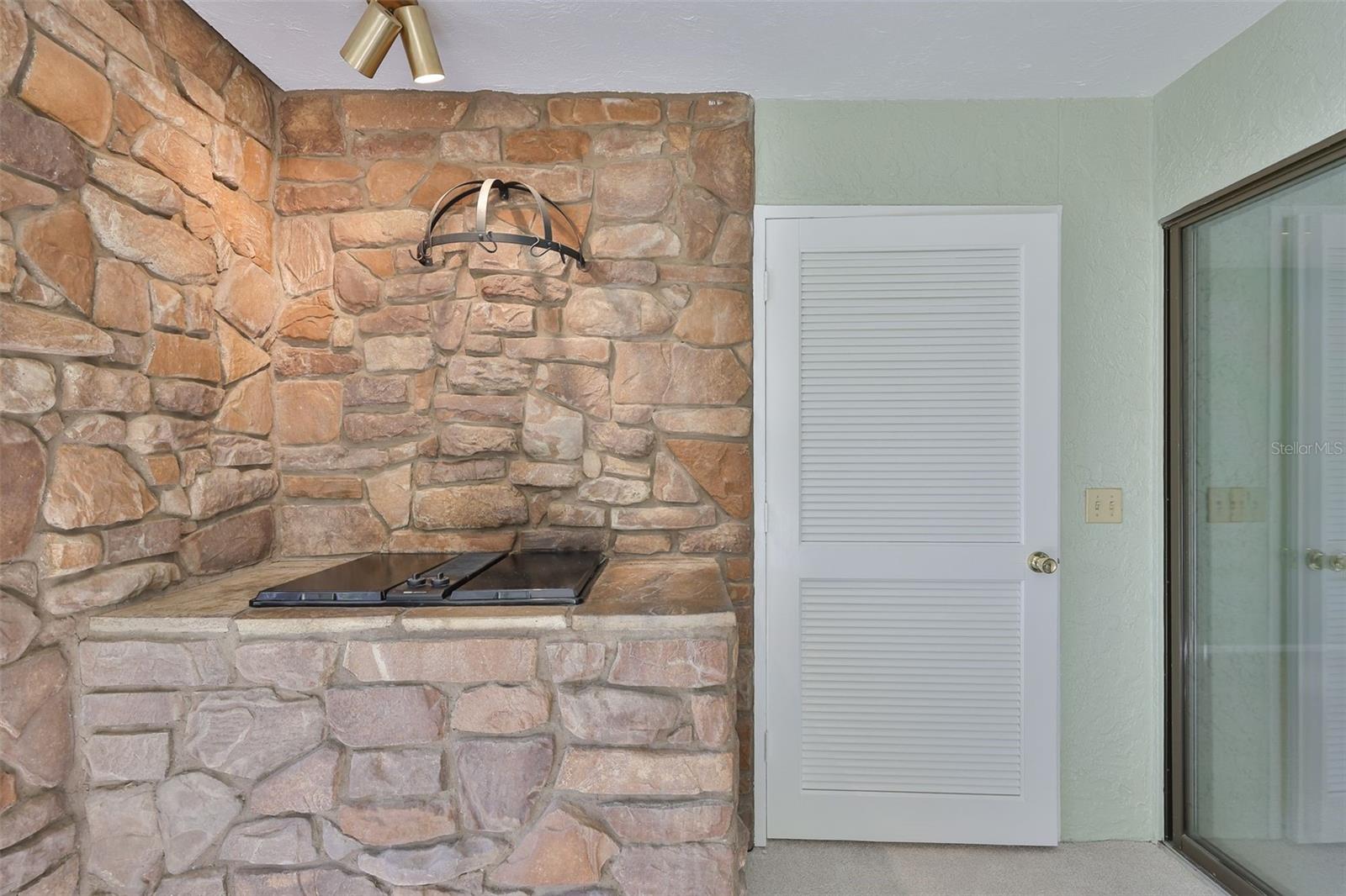 WILDEWOOD SPGS STAGE 6B OF WOODLAWN - Residential