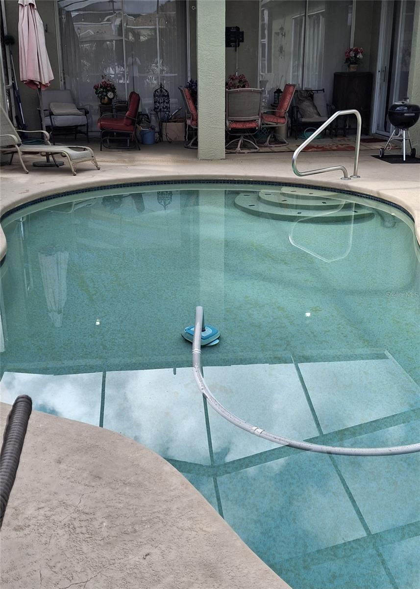 HUNTERS RIDGE - Residential