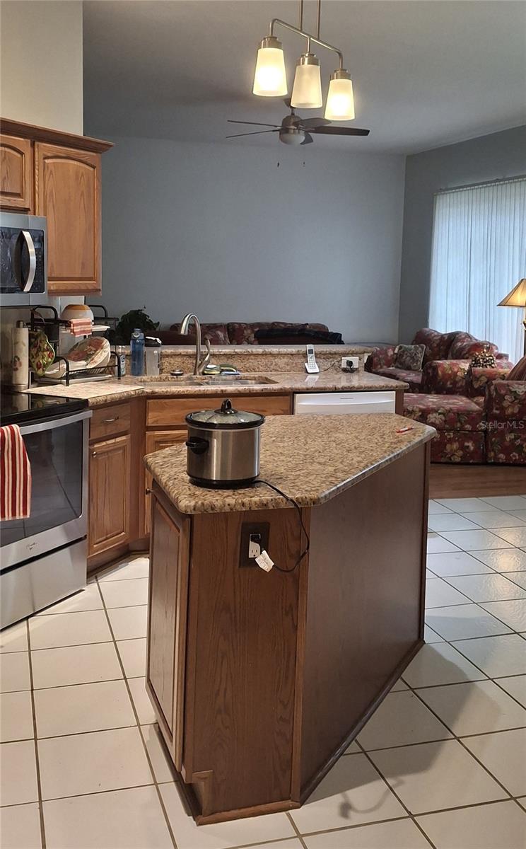 HUNTERS RIDGE - Residential