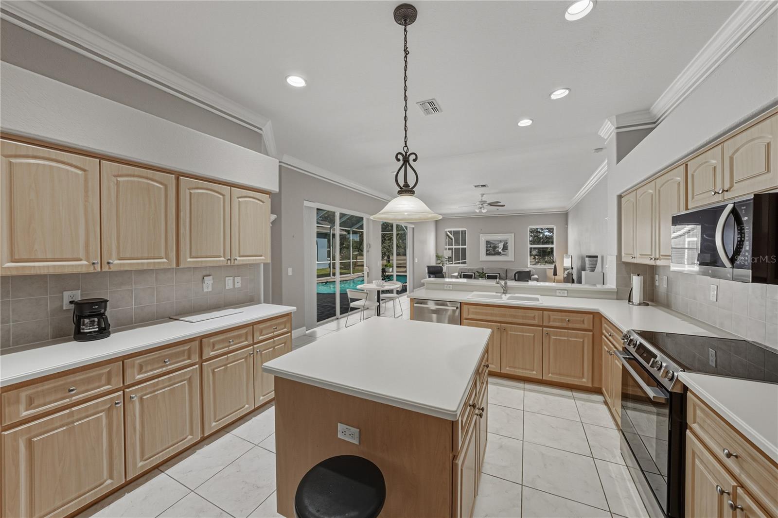 LAKE JOVITA GOLF & COUNTRY CLUB PH 04 C - Residential