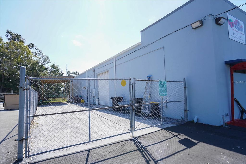 Photo of 2548 30th Avenue N, St Petersburg, FL 33713 (MLS # TB8442143)