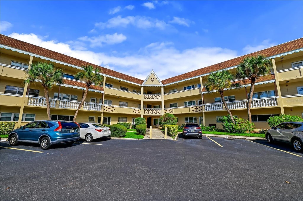Photo of 2041 Australia Way W #15, Clearwater, FL 33763 (MLS # TB8551444)