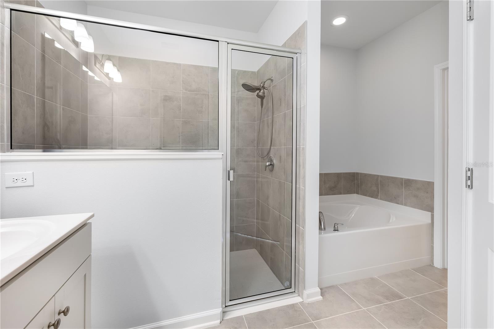 GRAND LNDGS PH 4 - Residential