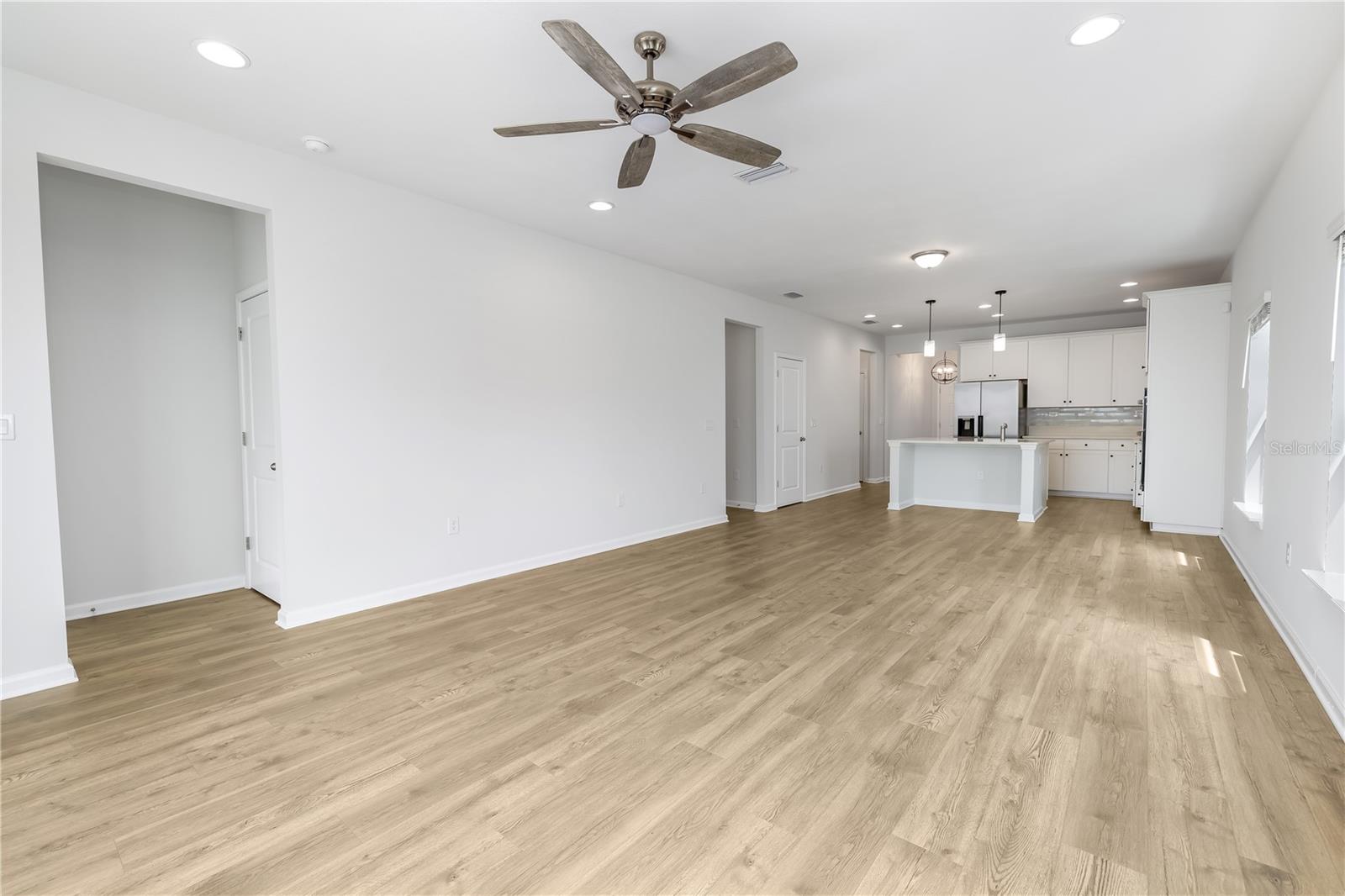 GRAND LNDGS PH 4 - Residential