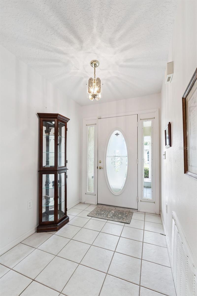 501 EASTLAKE DRIVE