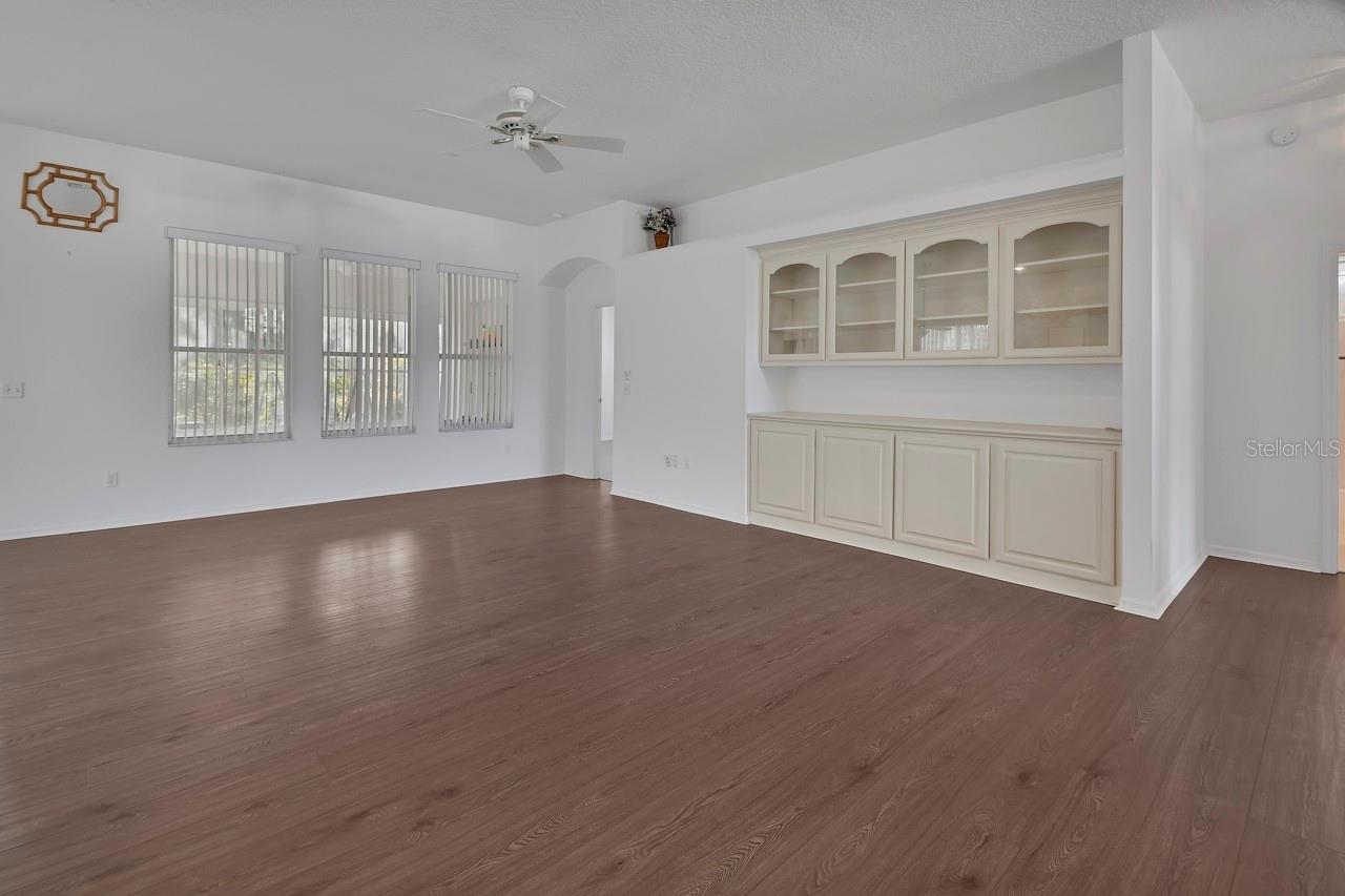 CASCADES UNIT 01 - Residential