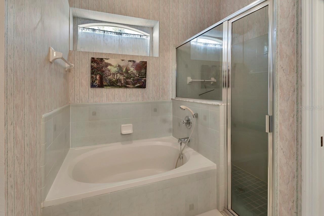 CASCADES UNIT 01 - Residential