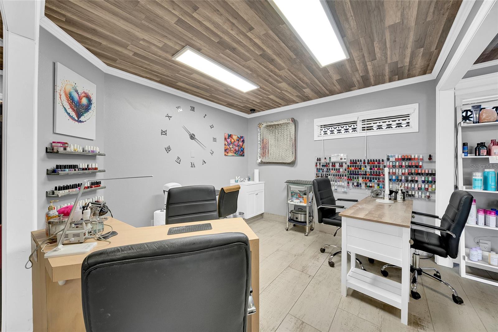 BELLEAIR MANOR UNIT 1 & 2 - Commercial Sale