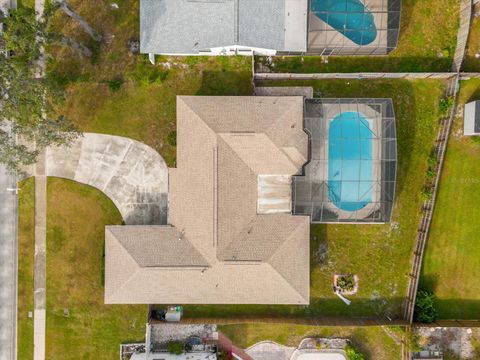 A home in LONGWOOD