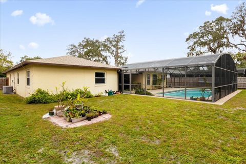 A home in LONGWOOD