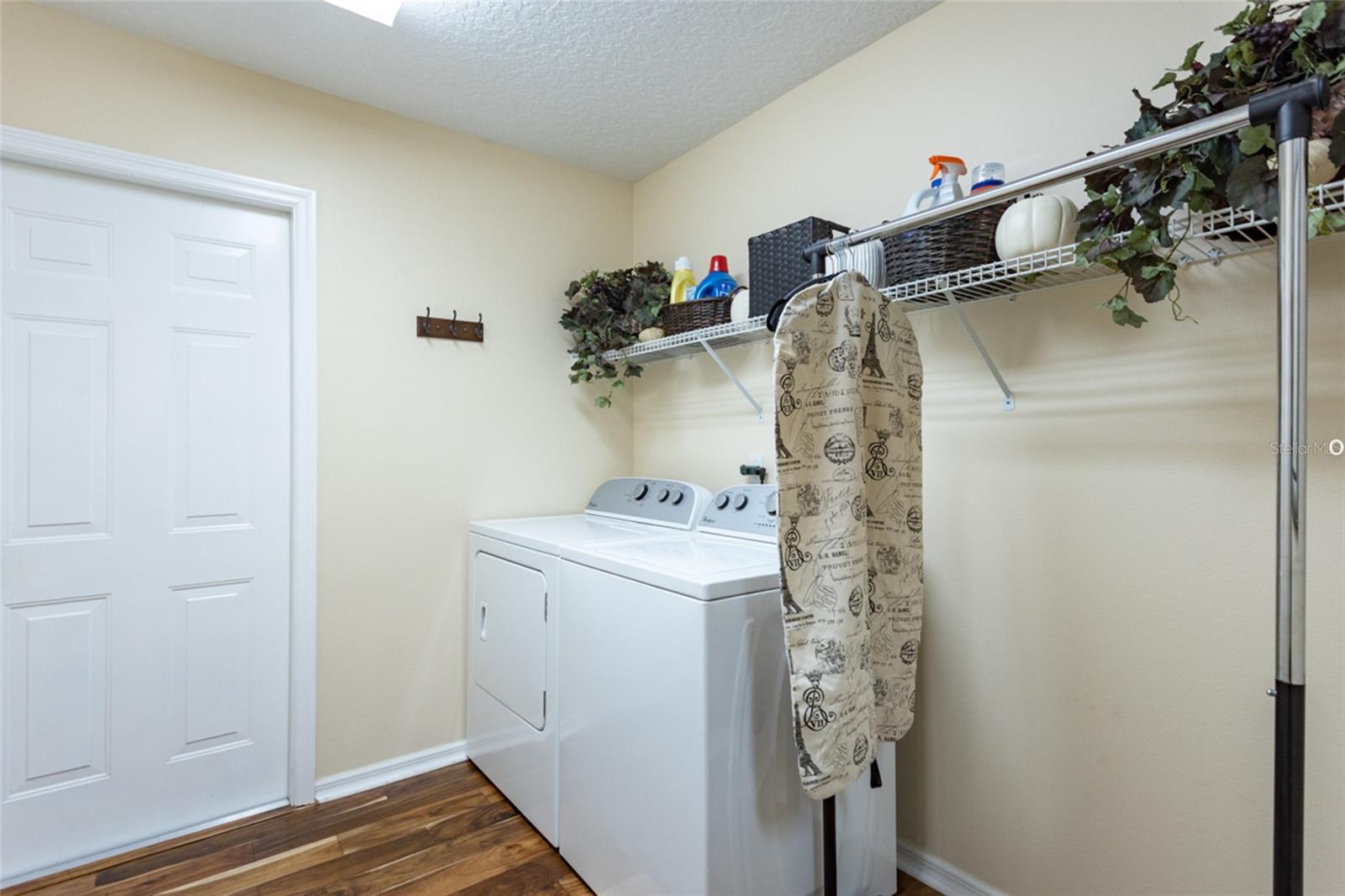 LAKE VIEW SUB - Residential