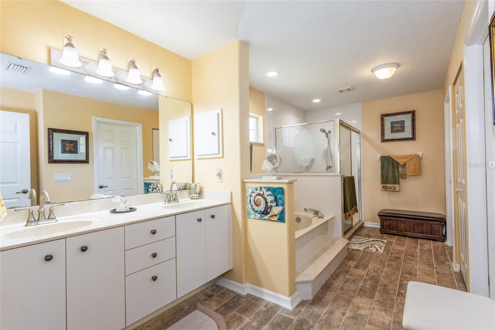 LAKE VIEW SUB - Residential