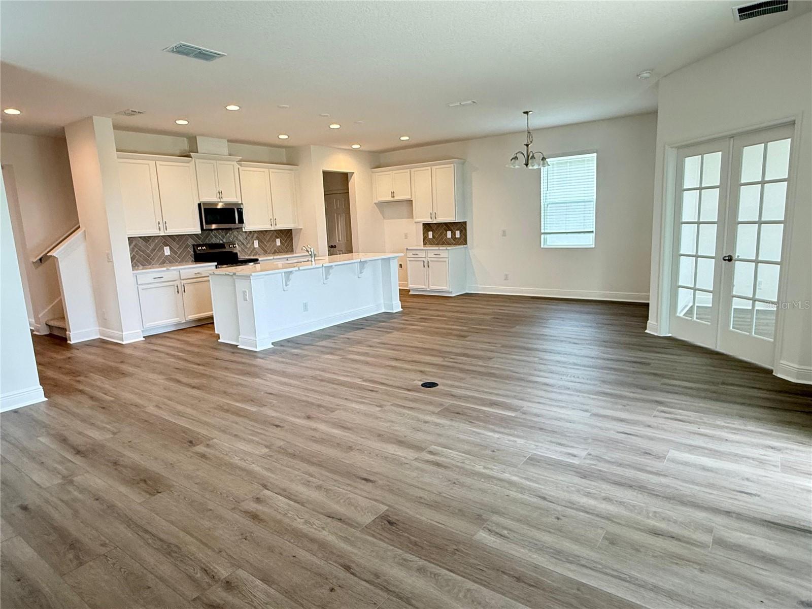 7497 CATANIA LOOP