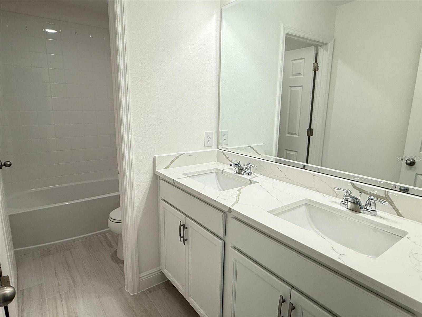 RIDGEVIEW PH 1 - Residential