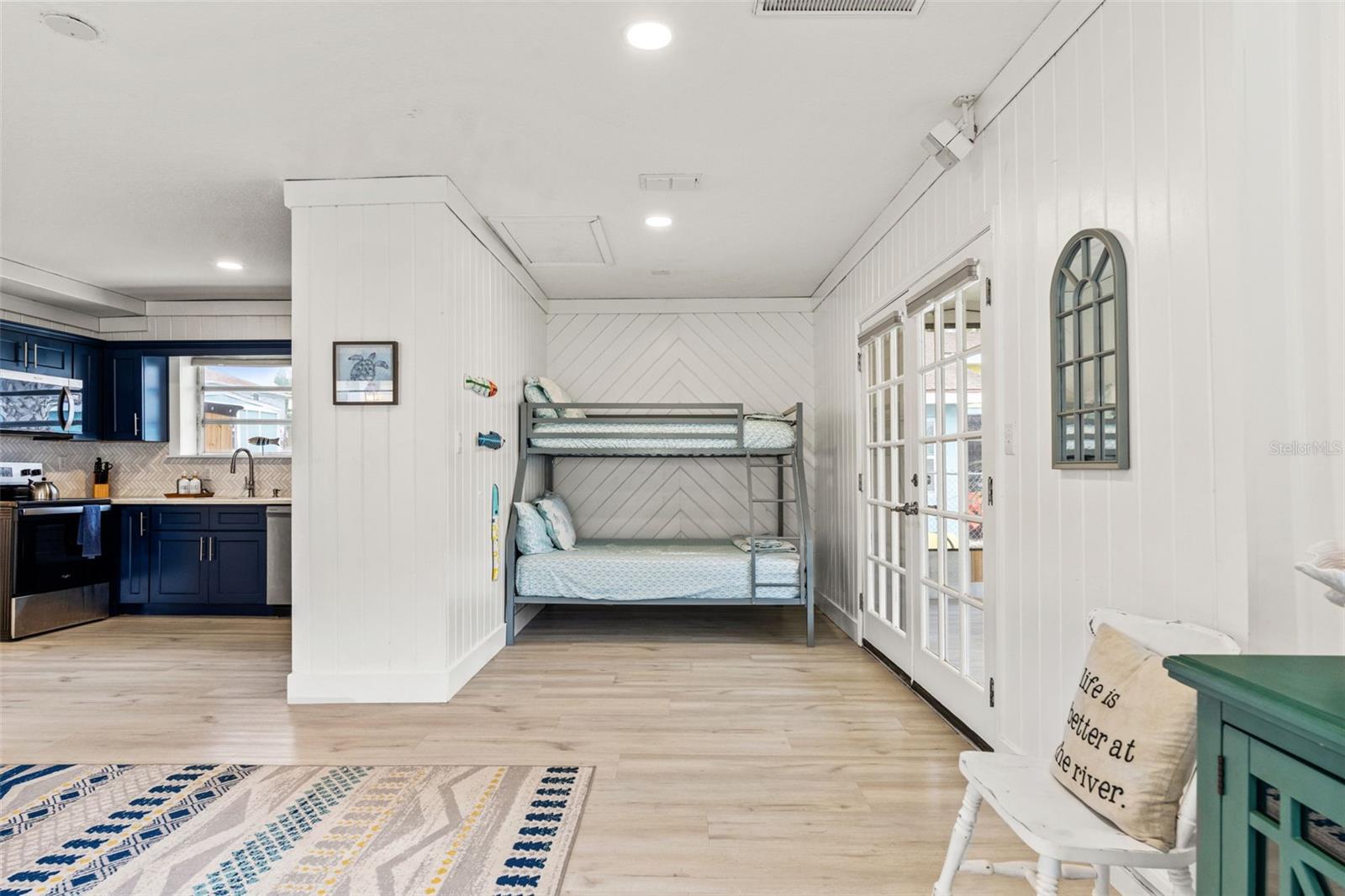 WEEKI WACHEE GARDENS - Residential