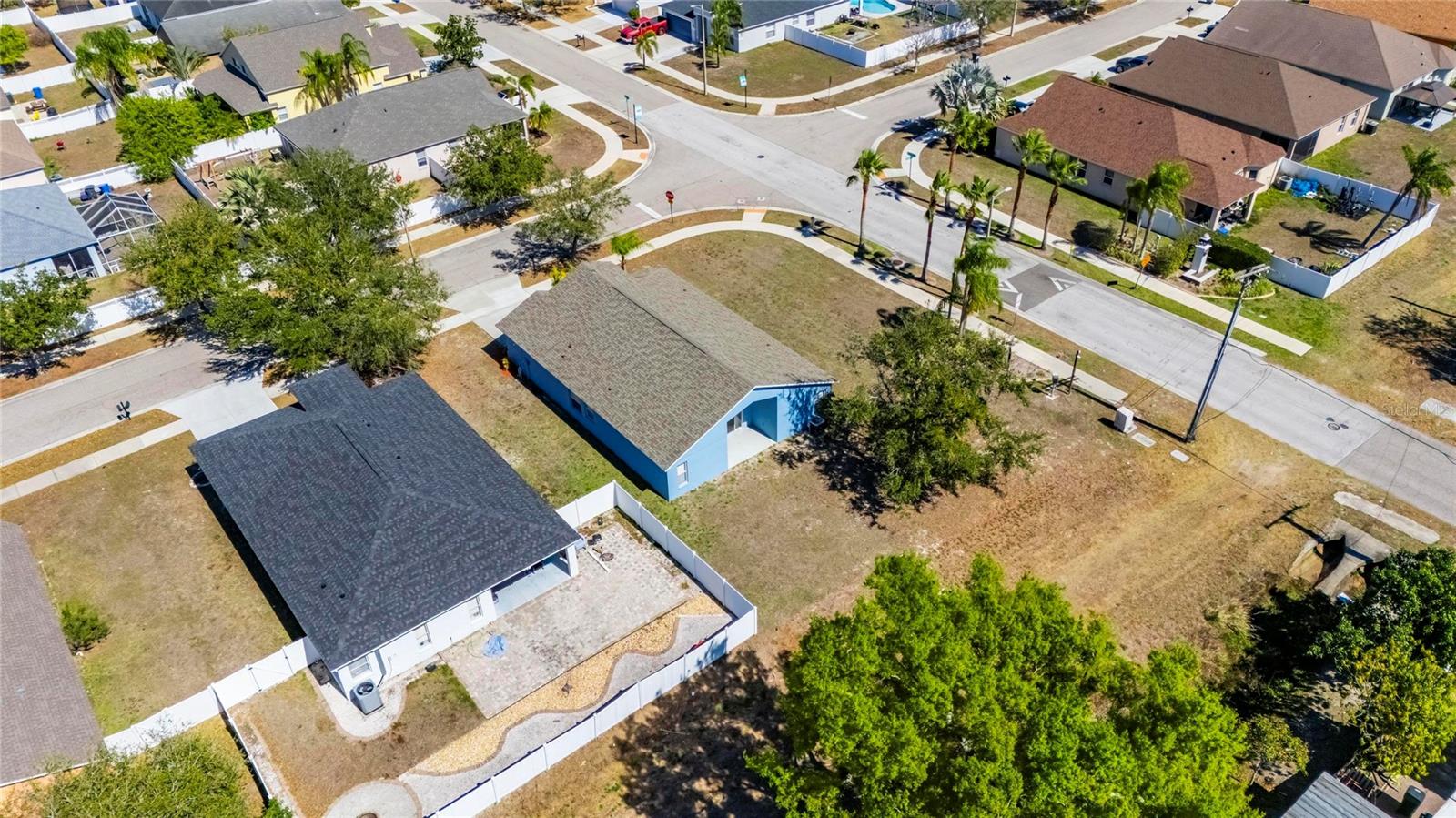 WELLINGTON NORTH AT BAY PARK - Residential