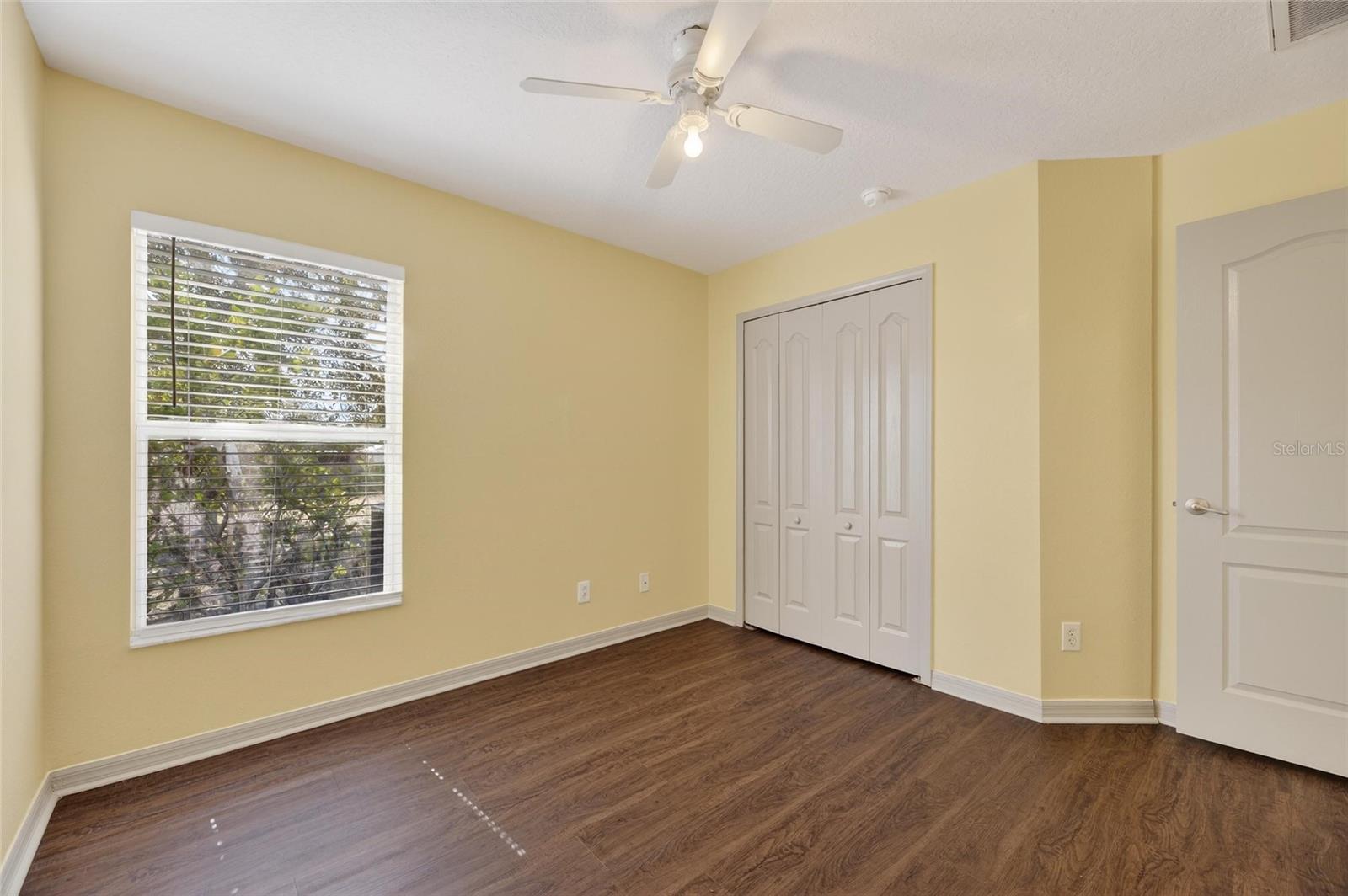 WELLINGTON NORTH AT BAY PARK - Residential