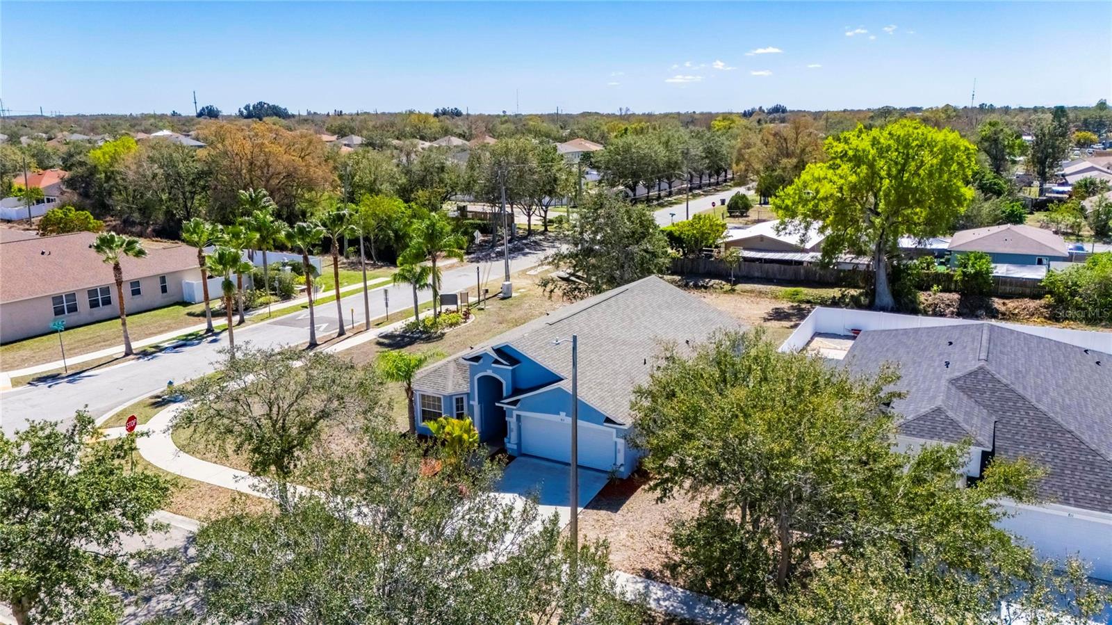 WELLINGTON NORTH AT BAY PARK - Residential