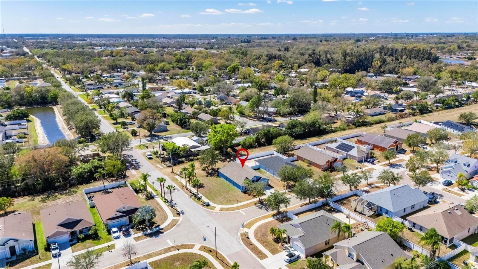 WELLINGTON NORTH AT BAY PARK - Residential