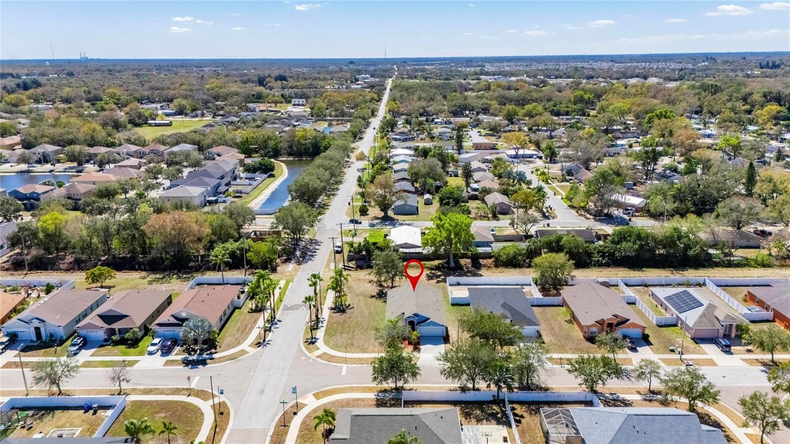 WELLINGTON NORTH AT BAY PARK - Residential