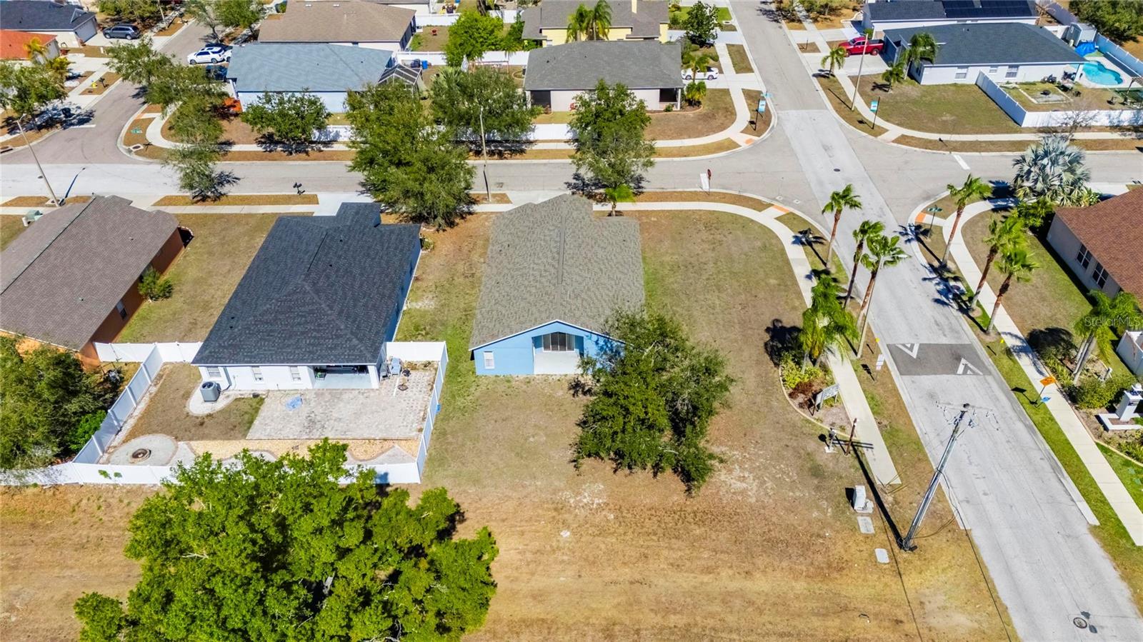 WELLINGTON NORTH AT BAY PARK - Residential