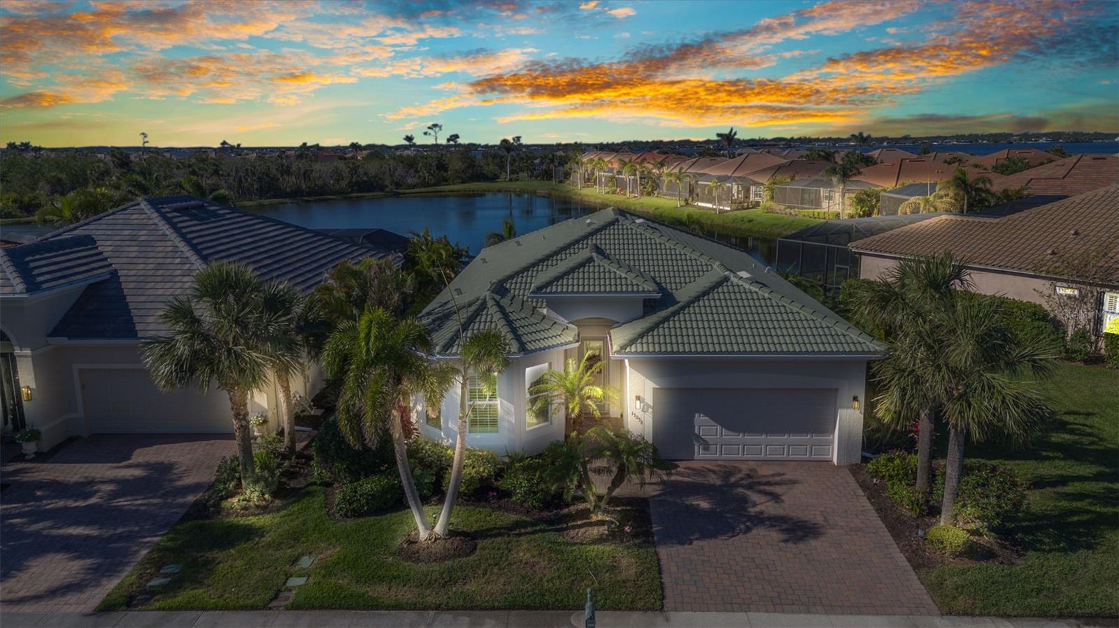 RIVERWOOD - Residential