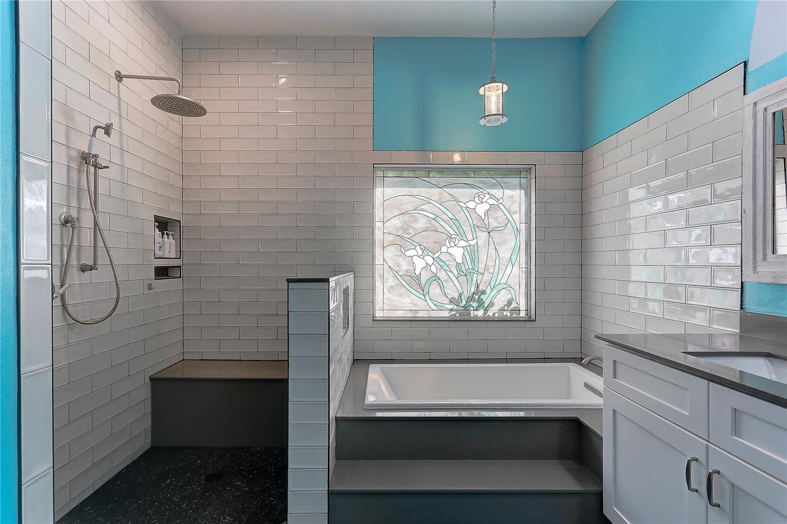 COUNTRY GATE - Residential