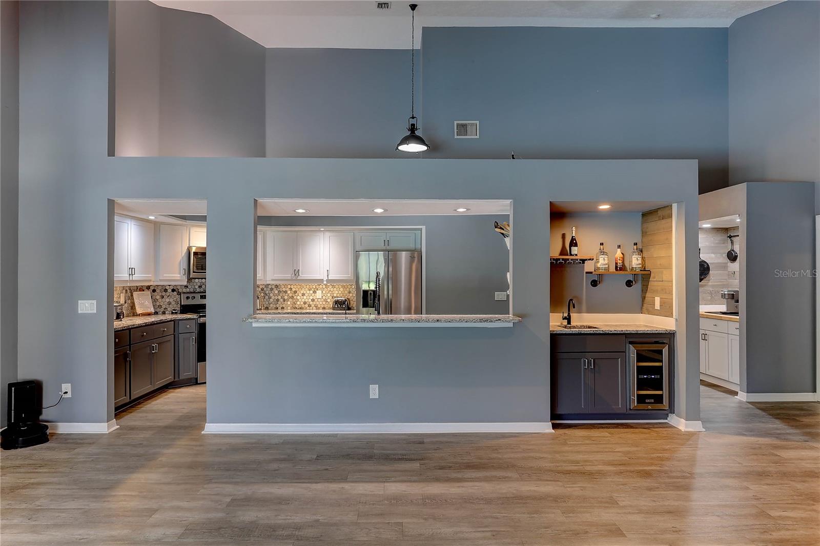 COUNTRY GATE - Residential