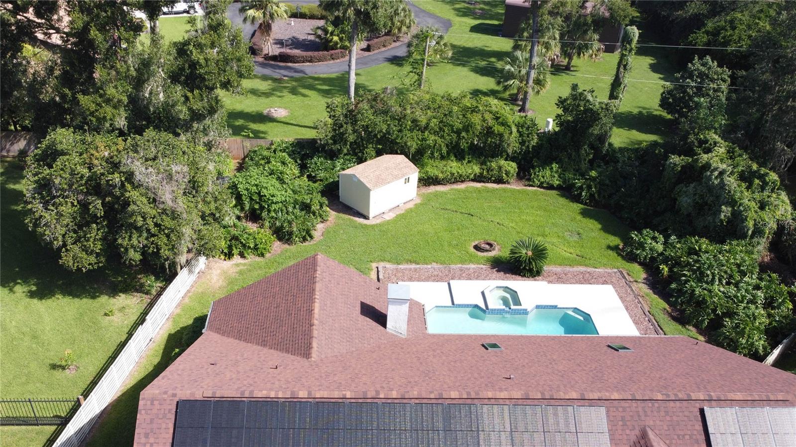 COUNTRY GATE - Residential