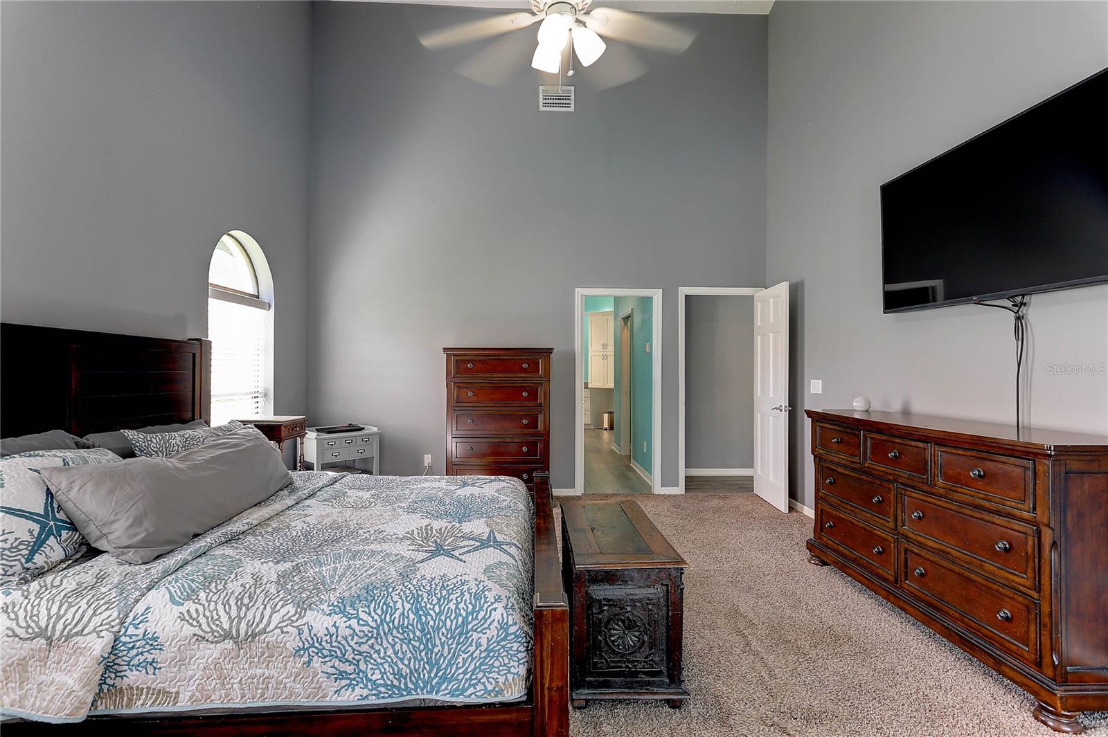 COUNTRY GATE - Residential