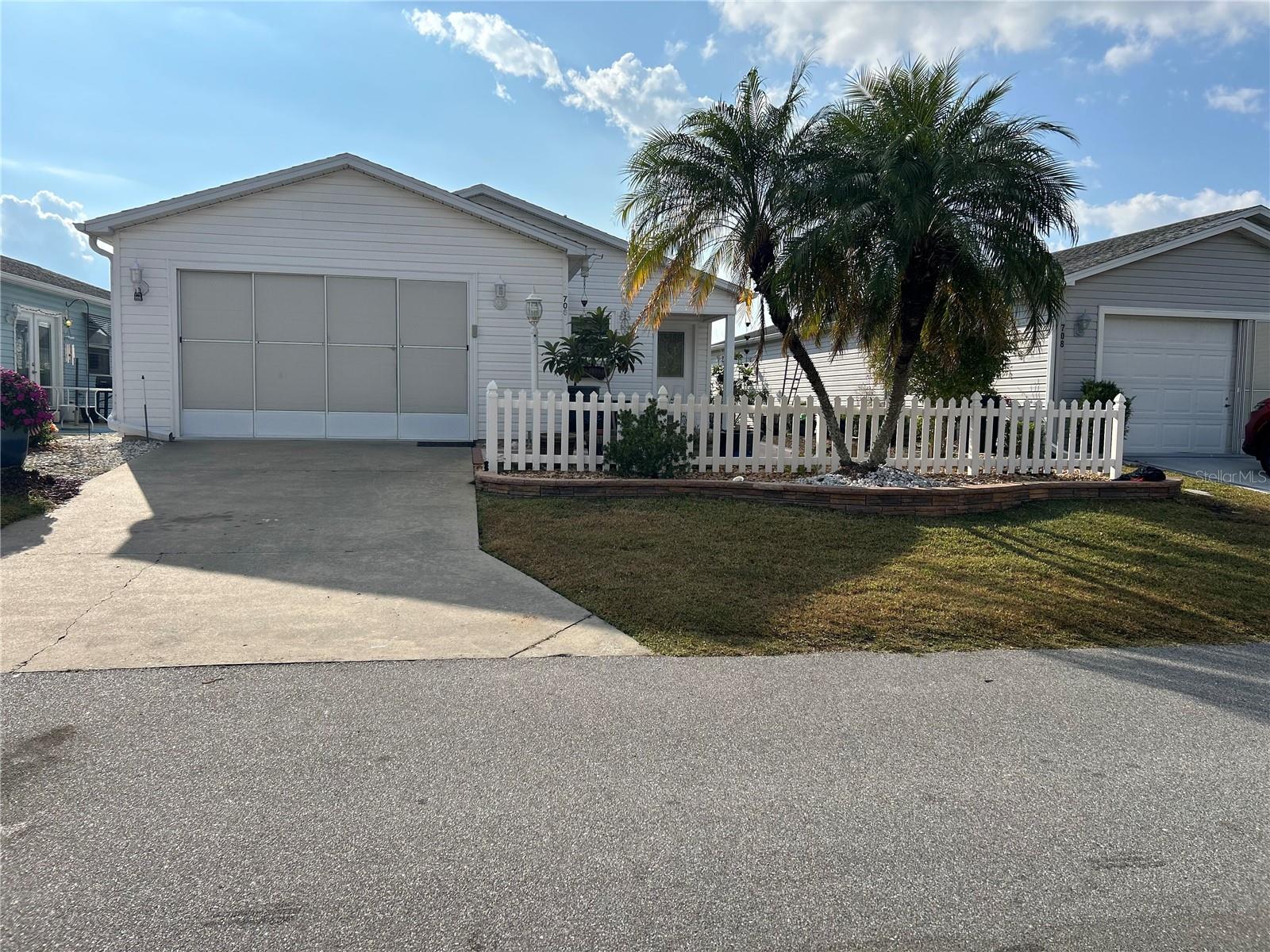 VILLAGES OF SUMTER VILLA VALDEZ - Residential