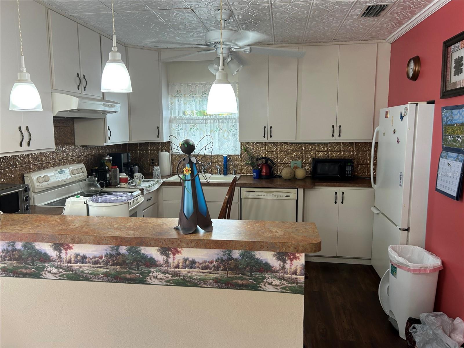 706 VILLITA LANE