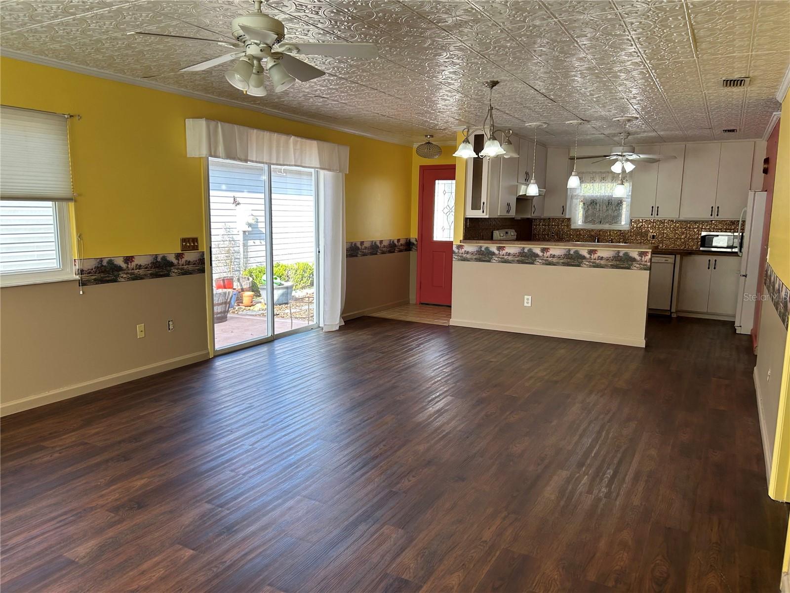 VILLAGES OF SUMTER VILLA VALDEZ - Residential