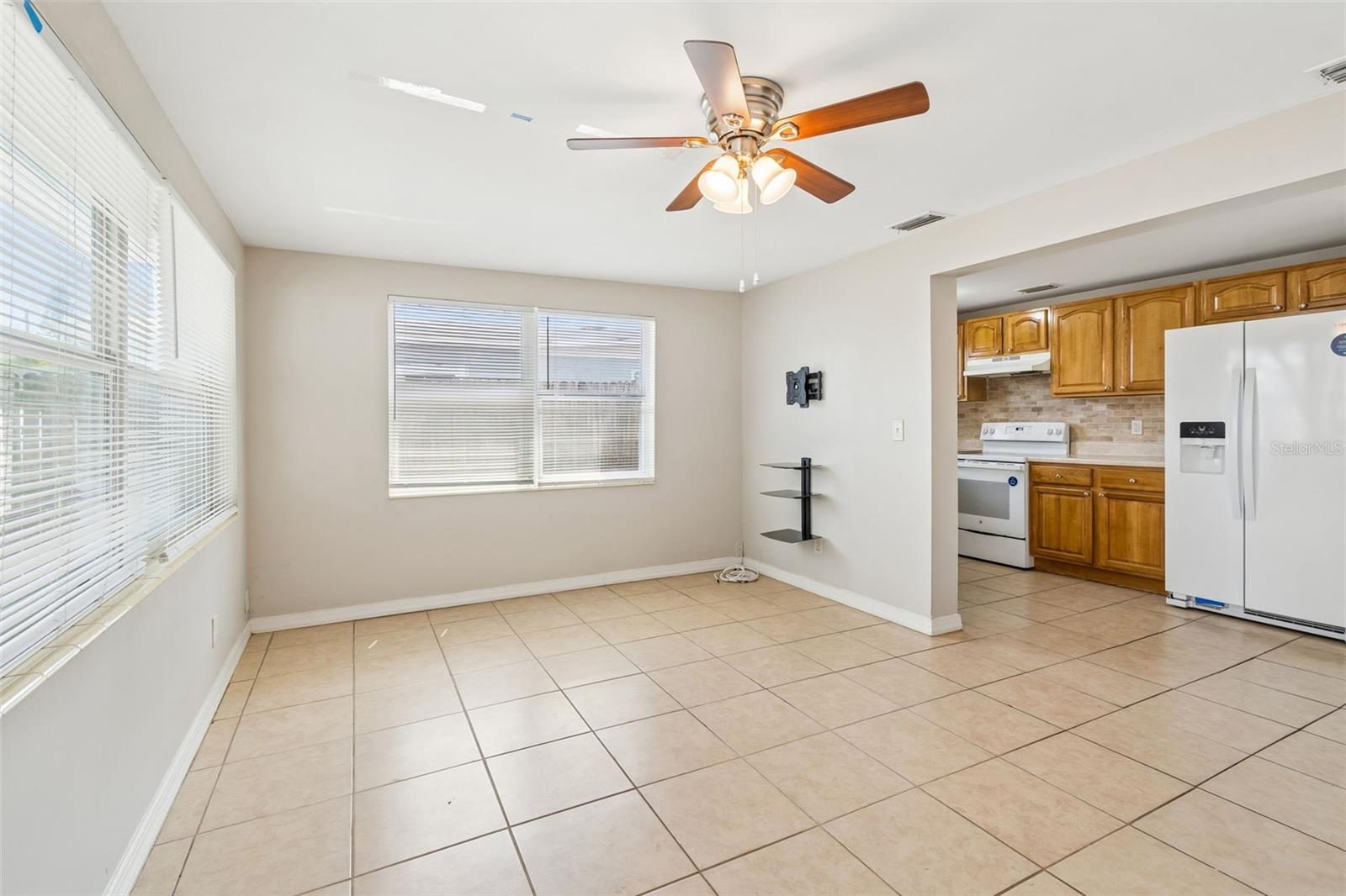 ORANGE LAKE VILLAGE - Residential