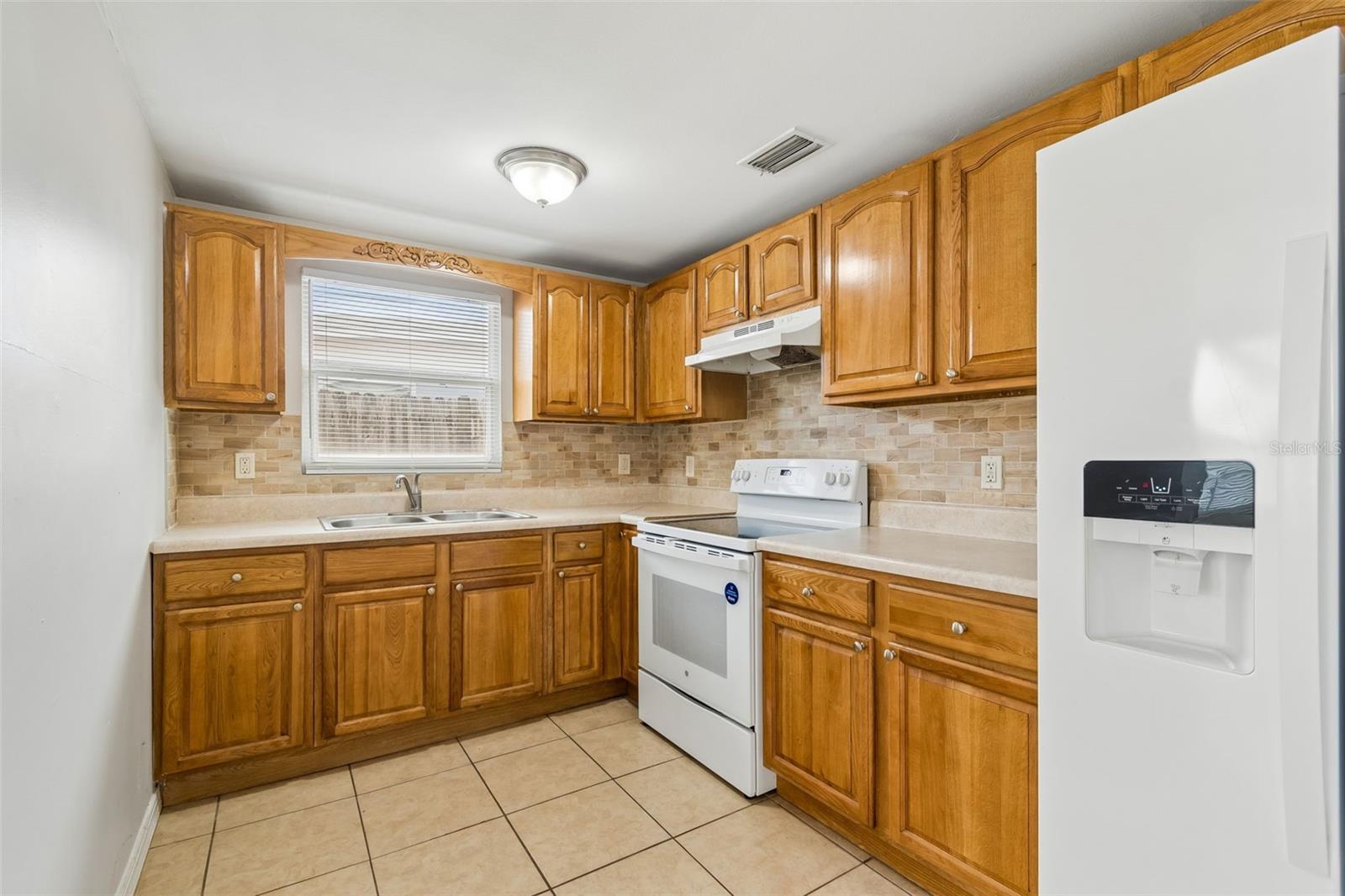 ORANGE LAKE VILLAGE - Residential