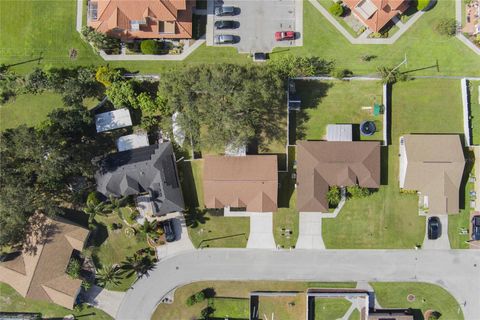 A home in WINTER HAVEN