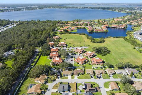 A home in WINTER HAVEN