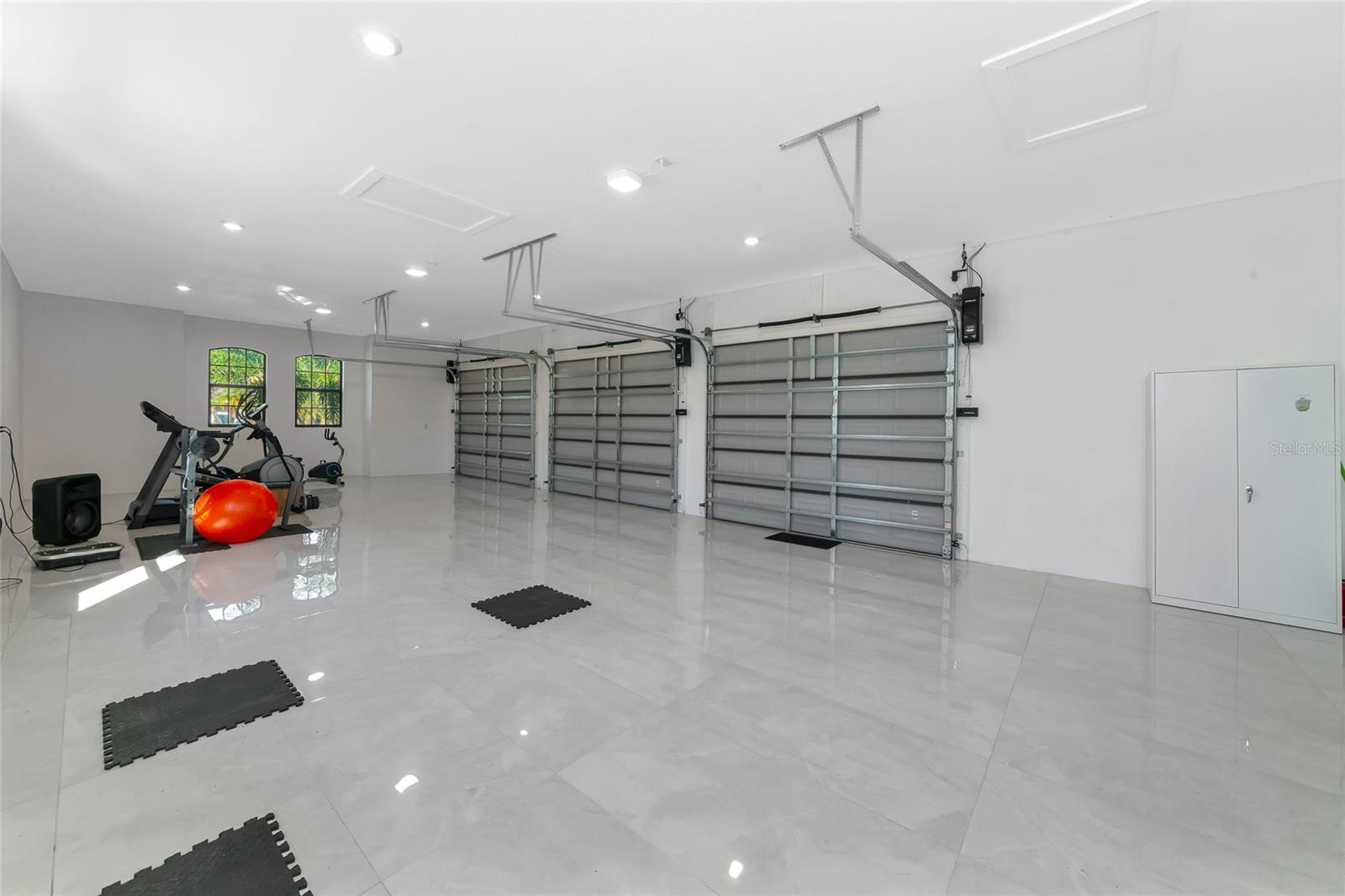 PALMA SOLA BAY HOMESTEADS - Residential