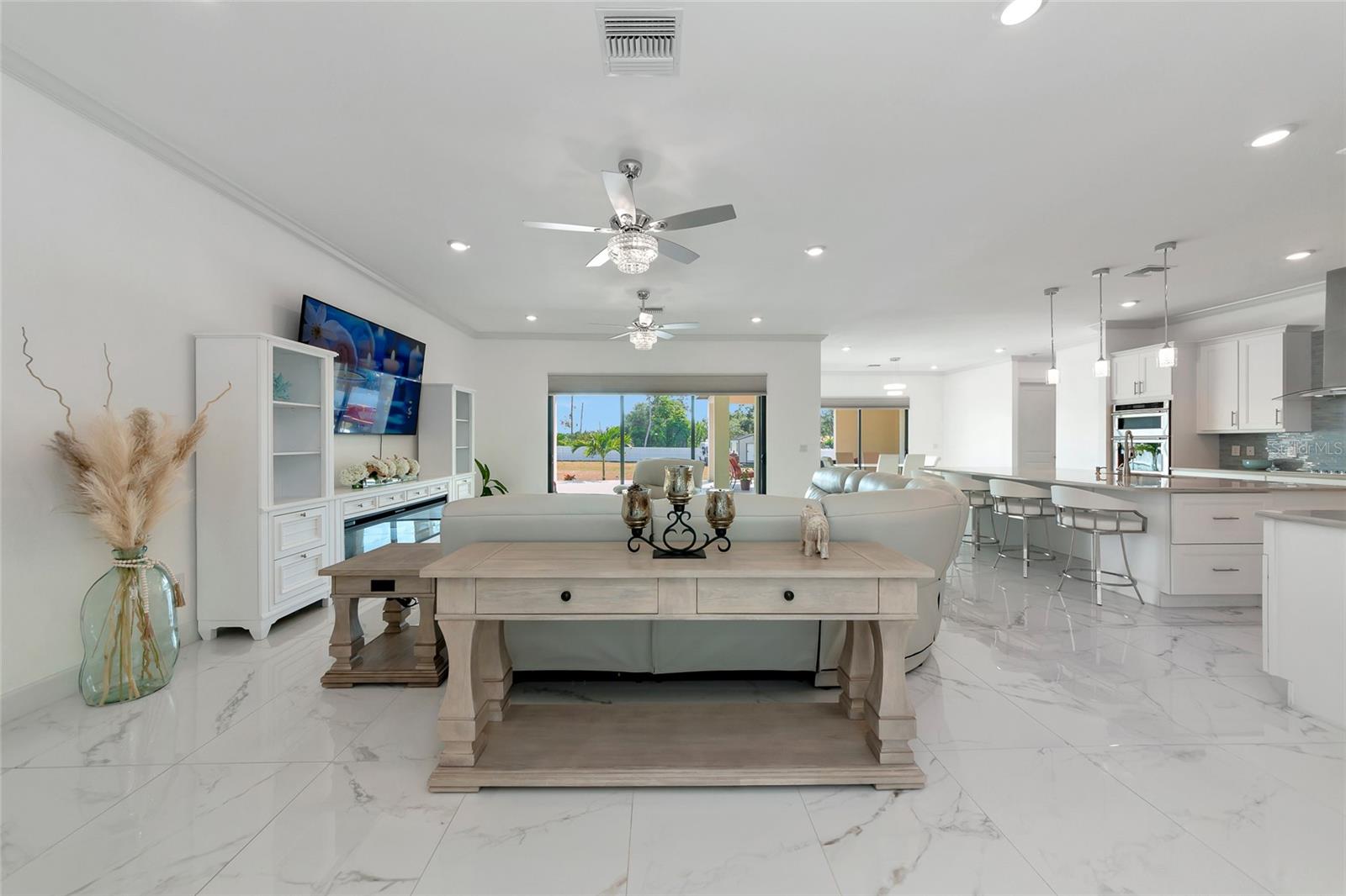 PALMA SOLA BAY HOMESTEADS - Residential