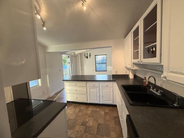2952 SUN POINTE COURT
