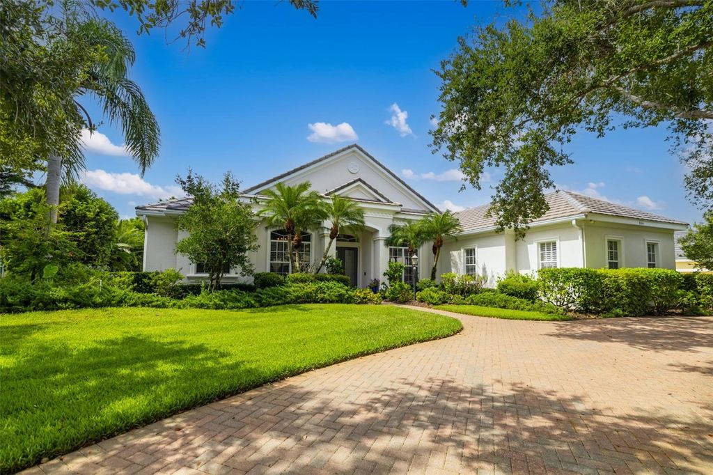 Photo of 8844 Bloomfield Boulevard, Sarasota, FL 34238 (MLS # A4658603)