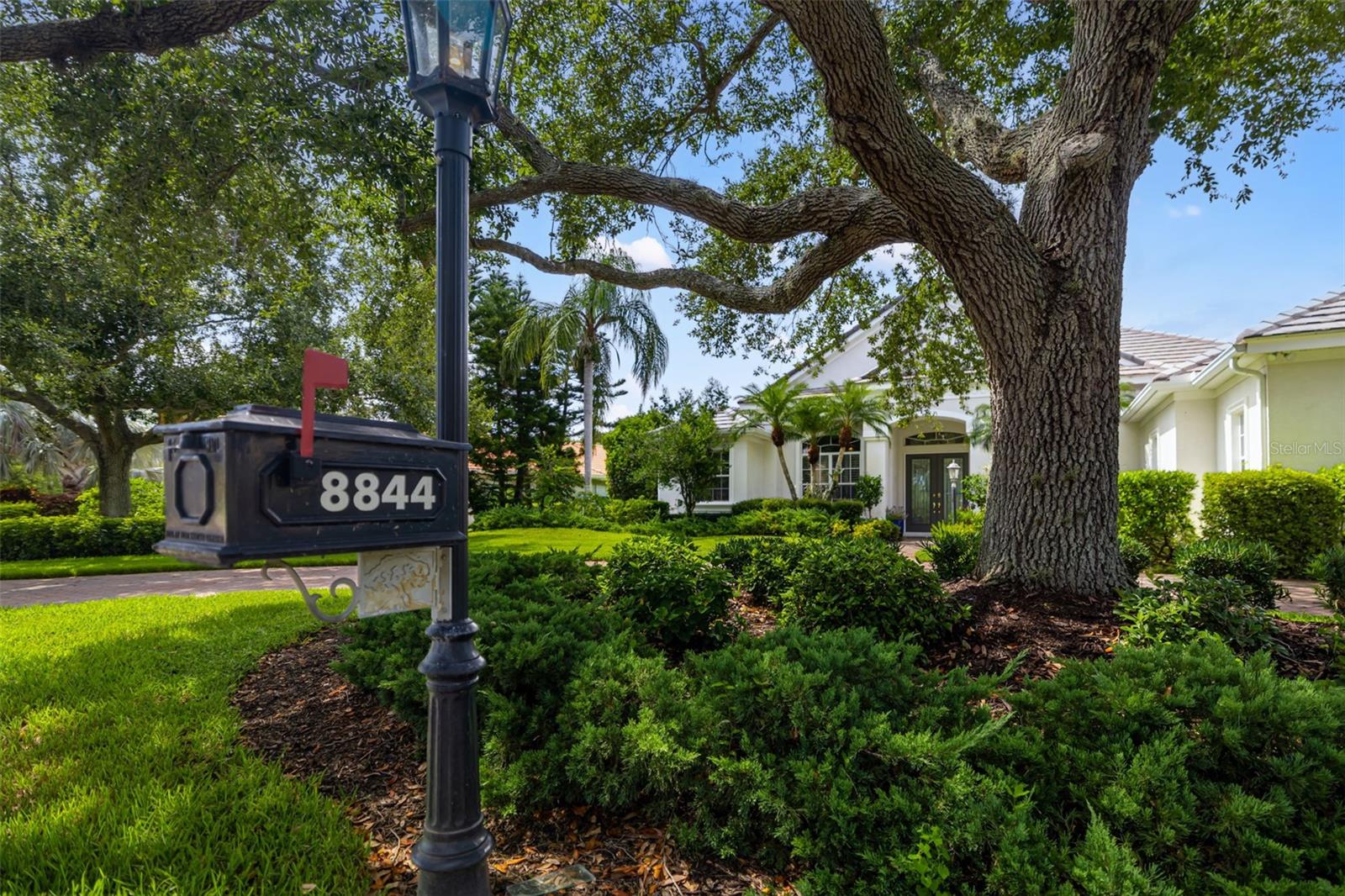 8844 BLOOMFIELD BOULEVARD