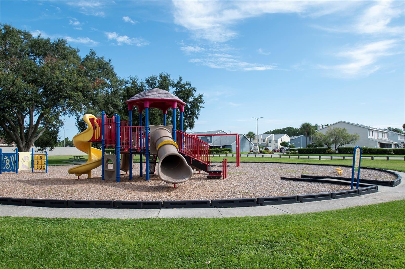 HAMPTON PARK TWNHMS UN 1 - Residential